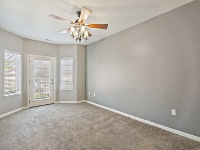 Beautiful and well-maintained condo located at 114 E Bella Monte - photo 9