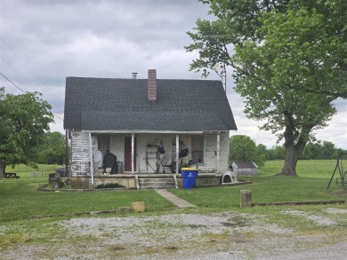 Lake Home Sale Pending in Russellville, Kentucky