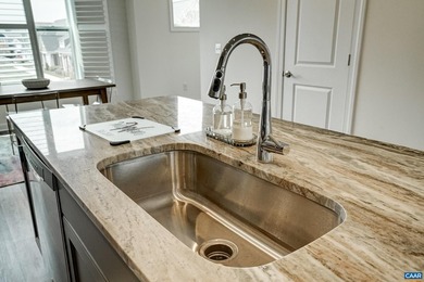 Open house Saturday, July 11 from 10:00 AM to Noon. The END UNIT - photo 13