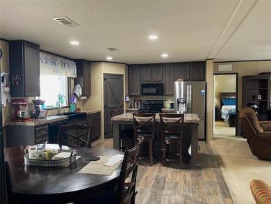 Beautiful Lake View!  Waterfront Home on Teague Club Lake!  Stay - photo 13