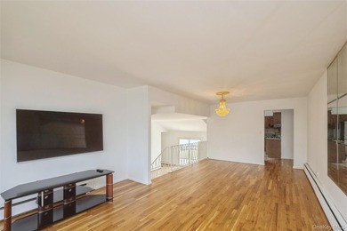 Welcome to this well-maintained three bedroom, one- and one-half - photo 16