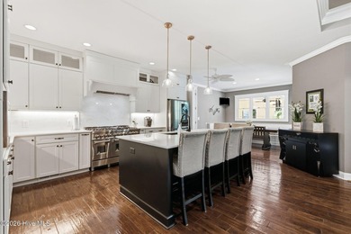 Built in 2019, this stunning Pinewild home blends modern design - photo 21