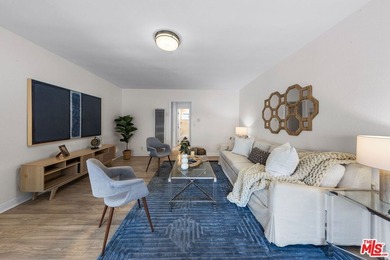 A rare and remarkable opportunity to own a fully vacant - photo 7
