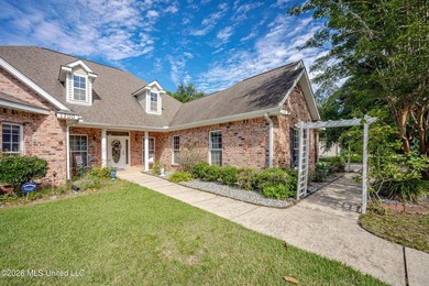 Looking for space, flexibility, and a neighborhood you'll love - photo 3
