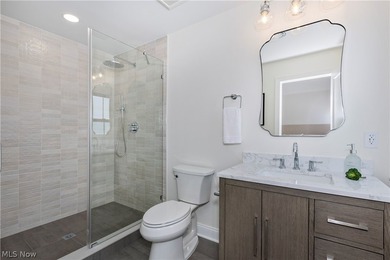 A distinguished showcase of architecture and craftsmanship, this - photo 43