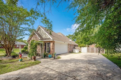 Looking for space, flexibility, and a neighborhood you'll love - photo 5