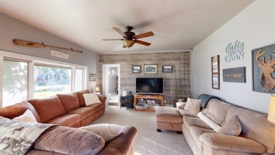Welcome to this well-loved and beautifully maintained cabin SOLD - photo 7