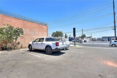 Motivated seller!!! Standalone commercial building offering a - photo 5