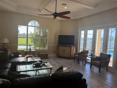 Expansive Luxury Home 5/4 with golf course views and inground - photo 20