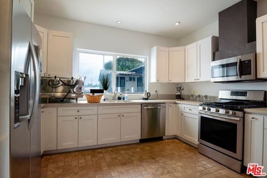 New Pricing for an Incredible Property! We are pleased to - photo 25