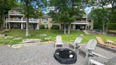 Lake Condo For Sale in Hawley, Pennsylvania