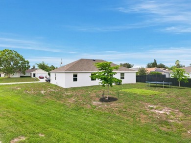 Welcome home to this spacious and beautifully built 2023 home - photo 32