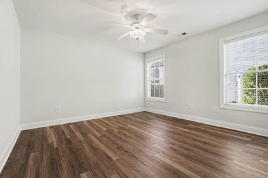 Welcome to Queens Harbour Estates - Where Luxury Meets - photo 34