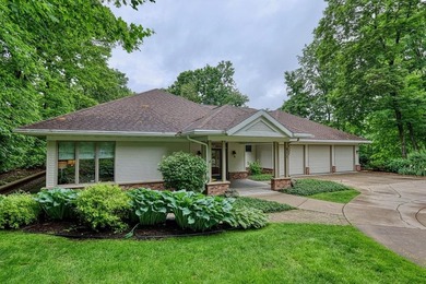 Expansive and beautifully refined 3,857 sq. ft. ranch in Maple - photo 46