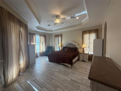 Expansive Luxury Home 5/4 with golf course views and inground - photo 50