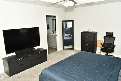 This beautiful 3 Bedroom, 2 Bath home offers the perfect blend - photo 10
