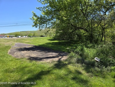 Lake Acreage For Sale in Tunkhannock, Pennsylvania