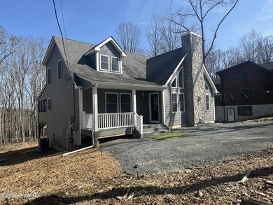 Wildwood Lake Home Sale Pending in Lake Ariel Pennsylvania