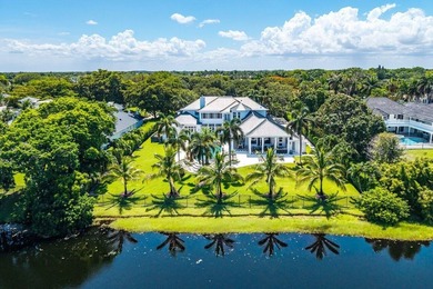 Situated on an expansive oversized lot, this exceptional 6 BD, 7 - photo 1