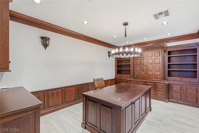 Extraordinary golf course estate positioned on a private street - photo 12