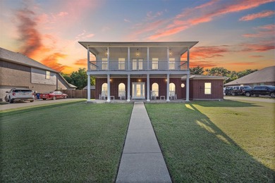 This spacious 5-bedroom, 4-bathroom, and home office offers room - photo 2
