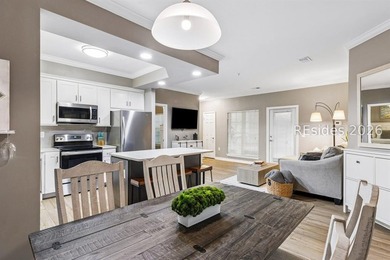 Beautifully appointed and offered fully furnished, this elegant - photo 13