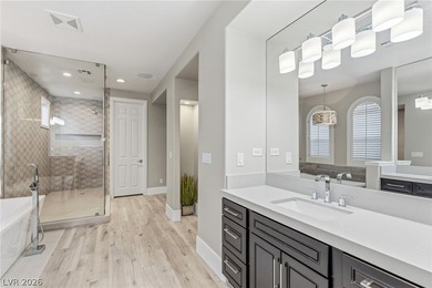 Extraordinary golf course estate positioned on a private street - photo 15