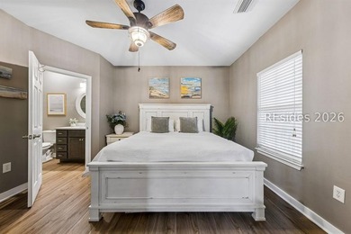 Beautifully appointed and offered fully furnished, this elegant - photo 19