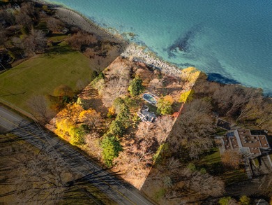 St Lawrence River Home For Sale in VerchèRes 