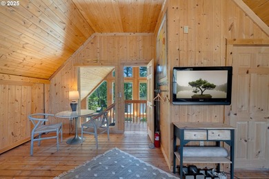 Between Lake & Ocean Oregon coast waterfront retreat with room - photo 29