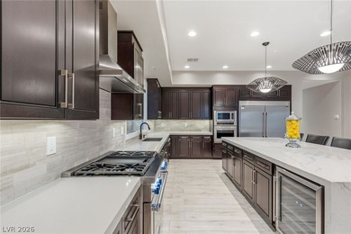 Extraordinary golf course estate positioned on a private street - photo 31