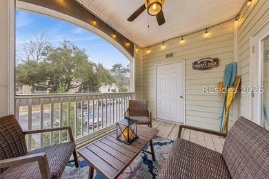 Beautifully appointed and offered fully furnished, this elegant - photo 32