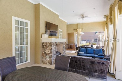 Beautifully appointed and offered fully furnished, this elegant - photo 37