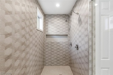 Extraordinary golf course estate positioned on a private street - photo 38