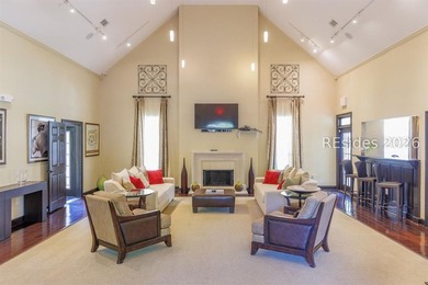 Beautifully appointed and offered fully furnished, this elegant - photo 45