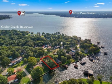 Lake Lot For Sale in Mabank, Texas
