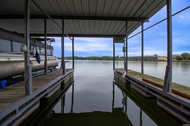 Catch a glimpse of Lake Hamilton from this charming upstairs - photo 7