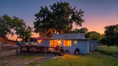 Welcome to this well-loved and beautifully maintained cabin SOLD - photo 16