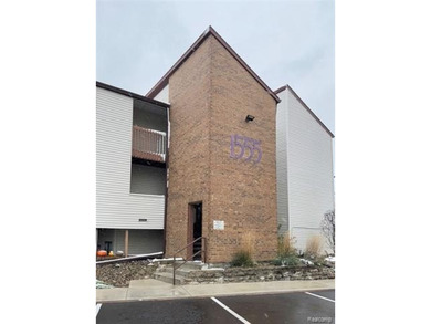 (private lake, pond, creek) Condo For Sale in Okemos Michigan