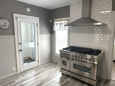 Charm and Comfort!!! This beautifully updated and well cared for - photo 12