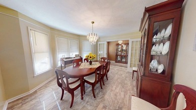 Recently updated with a brand new roof, fresh paint, perfectly - photo 15