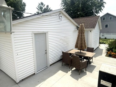 Charm and Comfort!!! This beautifully updated and well cared for - photo 37