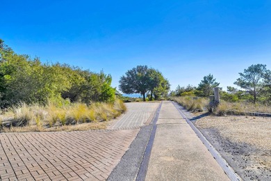 PRICE REDUCED !!Upon entering the gates of Four Mile Village you - photo 38