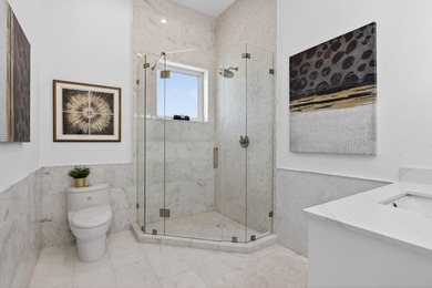 Your Waterfront Sanctuary Awaits. Discover this stunning, newly - photo 45