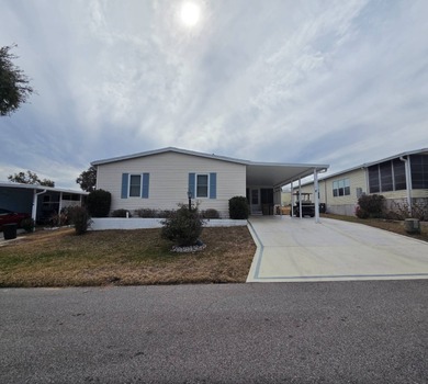 Lake Harris Home For Sale in Leesburg Florida