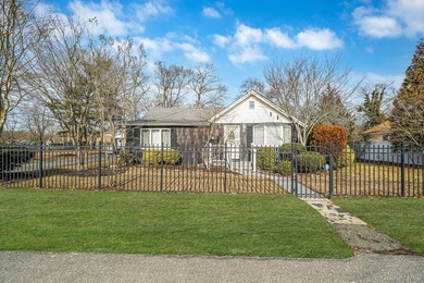 Canaan Lake  Home Sale Pending in Patchogue New York