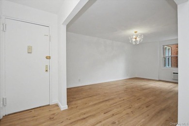 Welcome to your new home. This beautiful and totally renovated 2 - photo 5