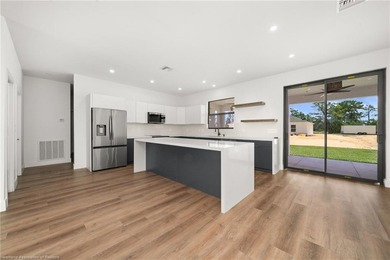 Welcome to this modern 3 bed, 2 bath home,2 car garage with - photo 15