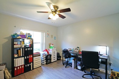 Welcome to this inviting first-floor condo in a gated community - photo 16