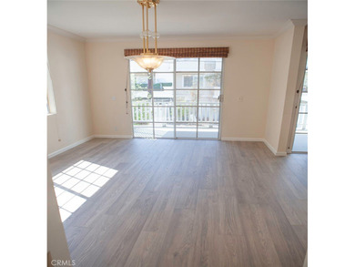 Unleash your inner Angeleno in this prime Westside condo!
This